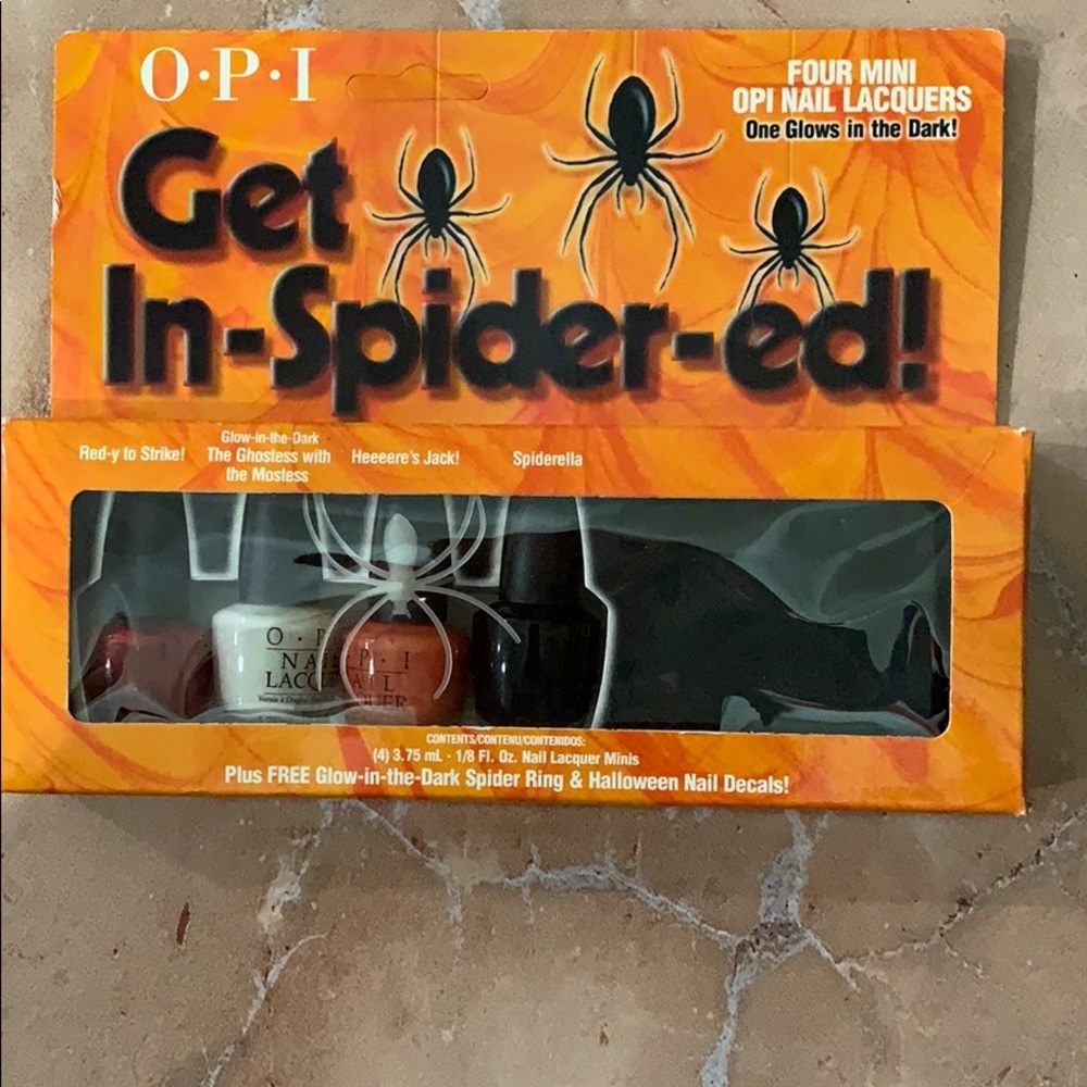 NEW in box: 4- O.P.I Halloween mini polishes